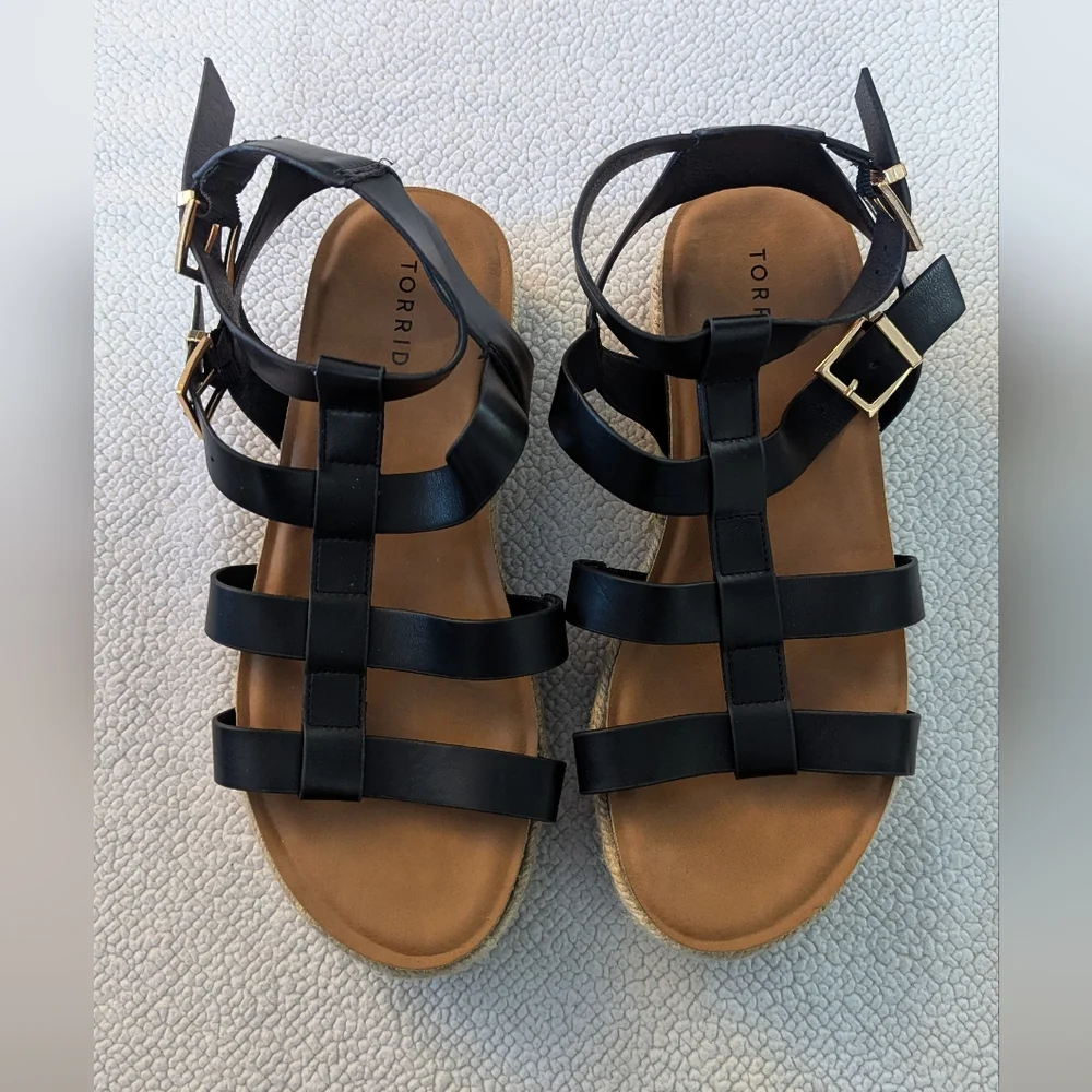 🌸NWOT Torrid Platform Espadrille‎ Faux Leather Strappy Sandal Size 10.5WW